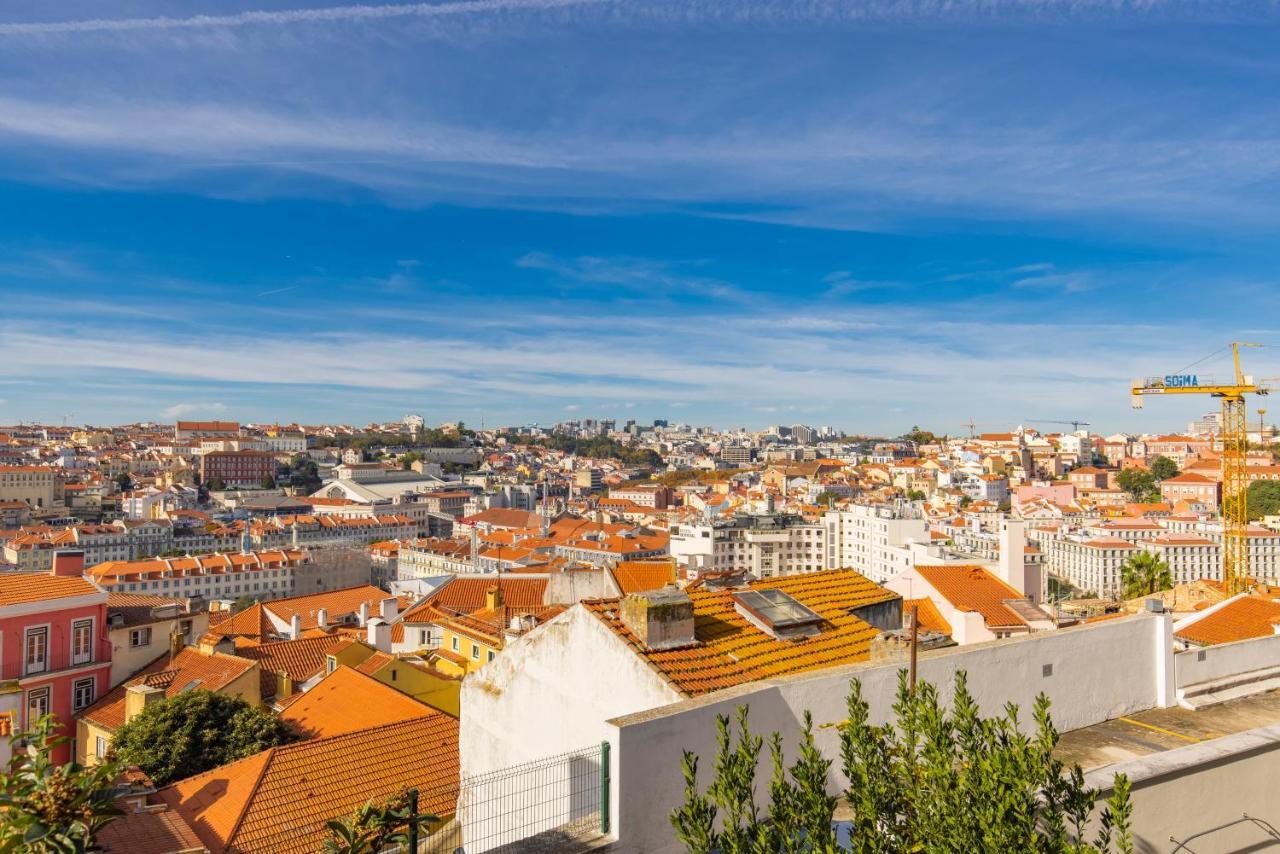 Castelo Design Aparment W/ Balcony & Super View By Lovelystay Лісабон Екстер'єр фото